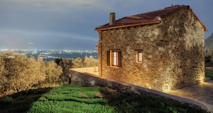 Mystras Panorama House. Stone House wtih Jacuzzi and the best View