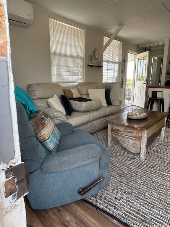 Beautiful 2-bedroom Cozy Getaway Beachside With Outdoor Patio And Lake Toys - Elephant Butte, NM