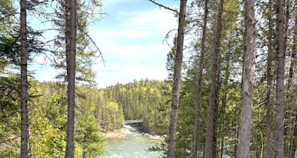 Bonaventure River Camper | Salmon Fishing & Launch