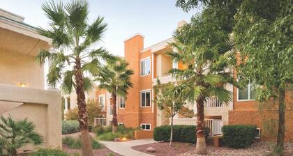 BLOCK WM Angels Camp 3br