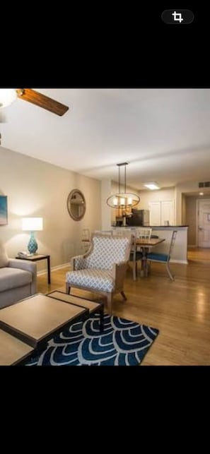 Living area - JULY 4 WEEK! 2BR/2BA Villa - The Fountains. 75k sq ft Wakoola Springs Water Park (Orlando)