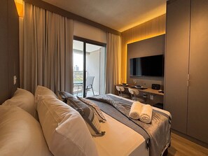 Deluxe Studio | Laptop workspace, iron/ironing board, free WiFi - Prime Stay - Pompéia - São Paulo - BR (São Paulo)