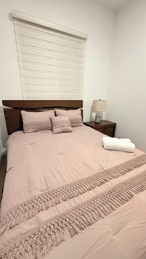 3 Schlafzimmer, Bügeleisen/Bügelbrett, WLAN, Bettwäsche