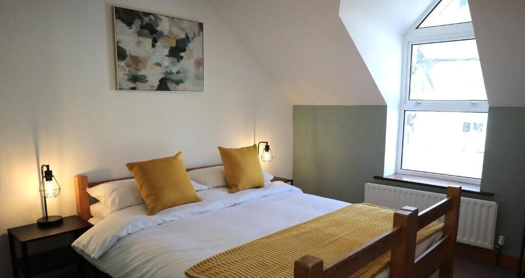 Standard-Doppel- oder -Zweibettzimmer, Stadtblick | Schreibtisch, laptopgeeigneter Arbeitsplatz, kostenloses WLAN