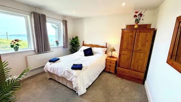 2 slaapkamers, een strijkplank/strijkijzer, wifi, beddengoed