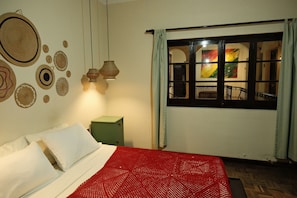 Double Room, Garden View | Bed sheets - Hotel Pata y Perro (Tarija)