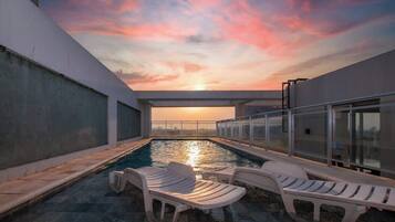 Indendørs pool