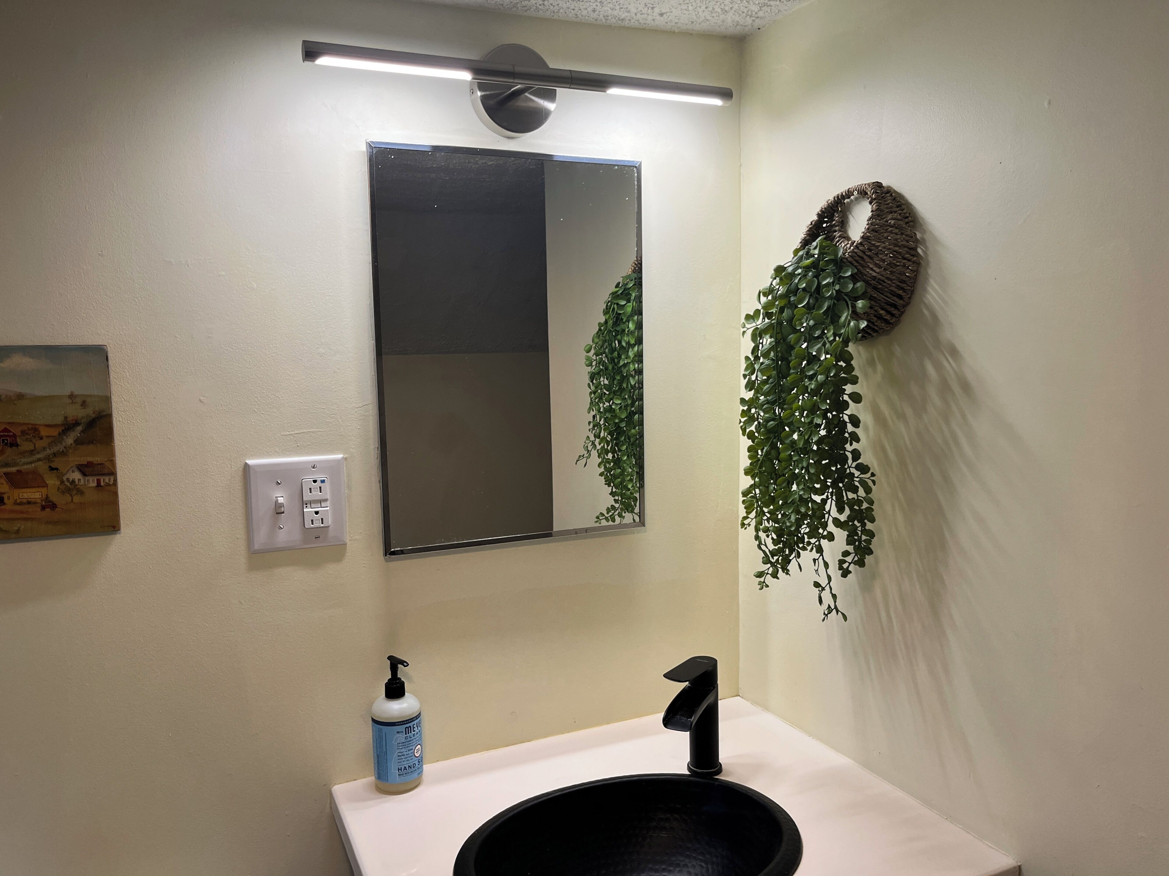 シャワー、ヘアドライヤー、タオル、石鹸