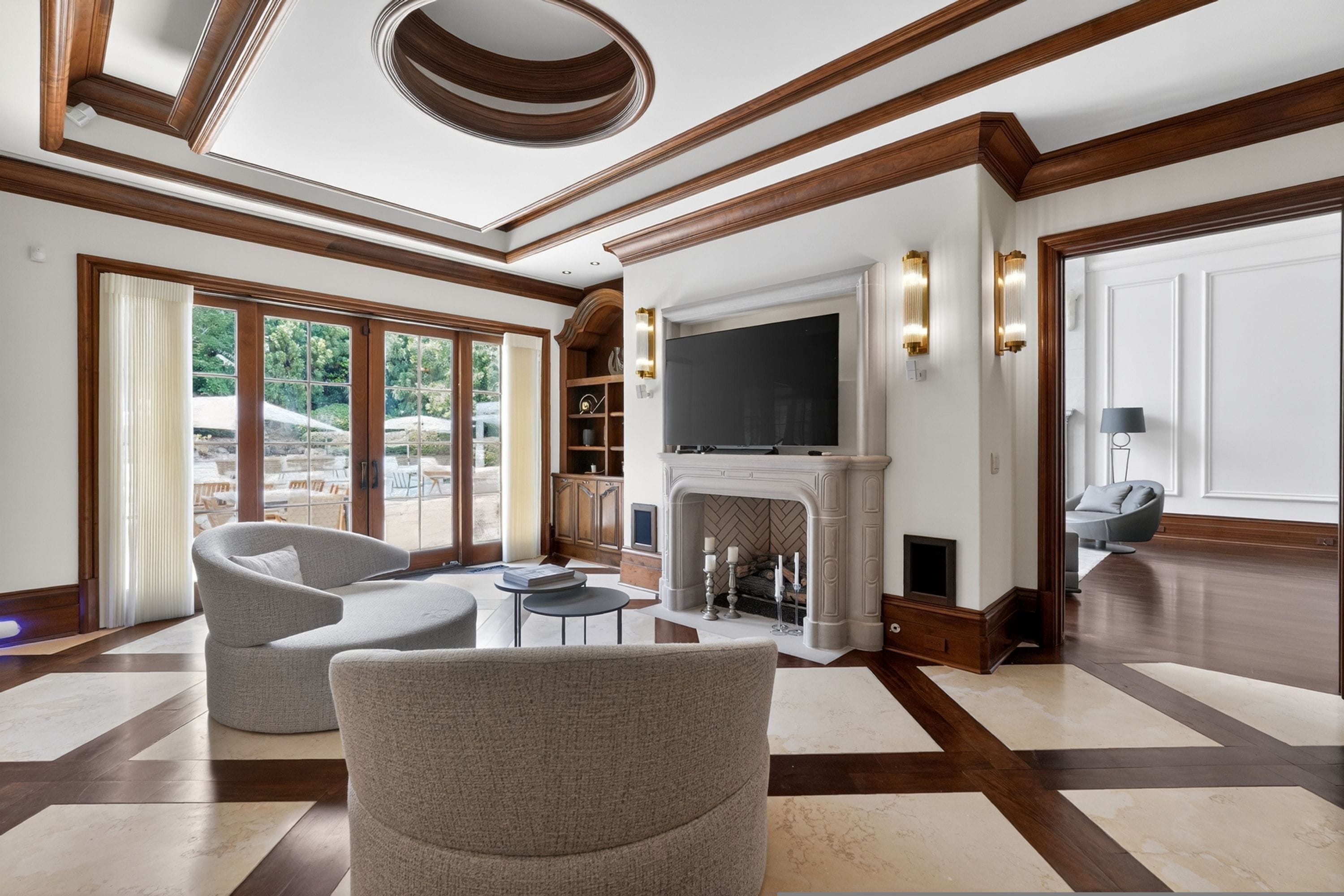 6 bedrooms