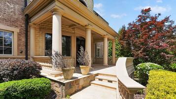 6 bedrooms
