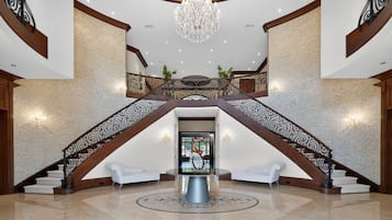 6 bedrooms