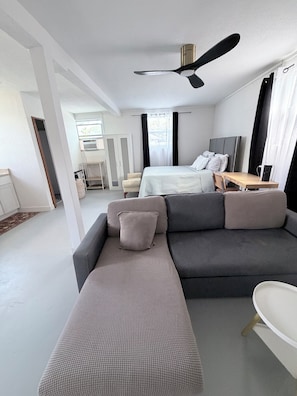 Iron/ironing board, WiFi - Your Cozy Private Studio by the Beach (Ormond Beach)
