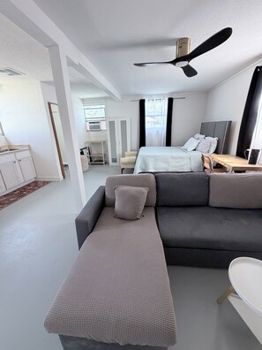 1 Schlafzimmer, Bügeleisen/Bügelbrett, WLAN