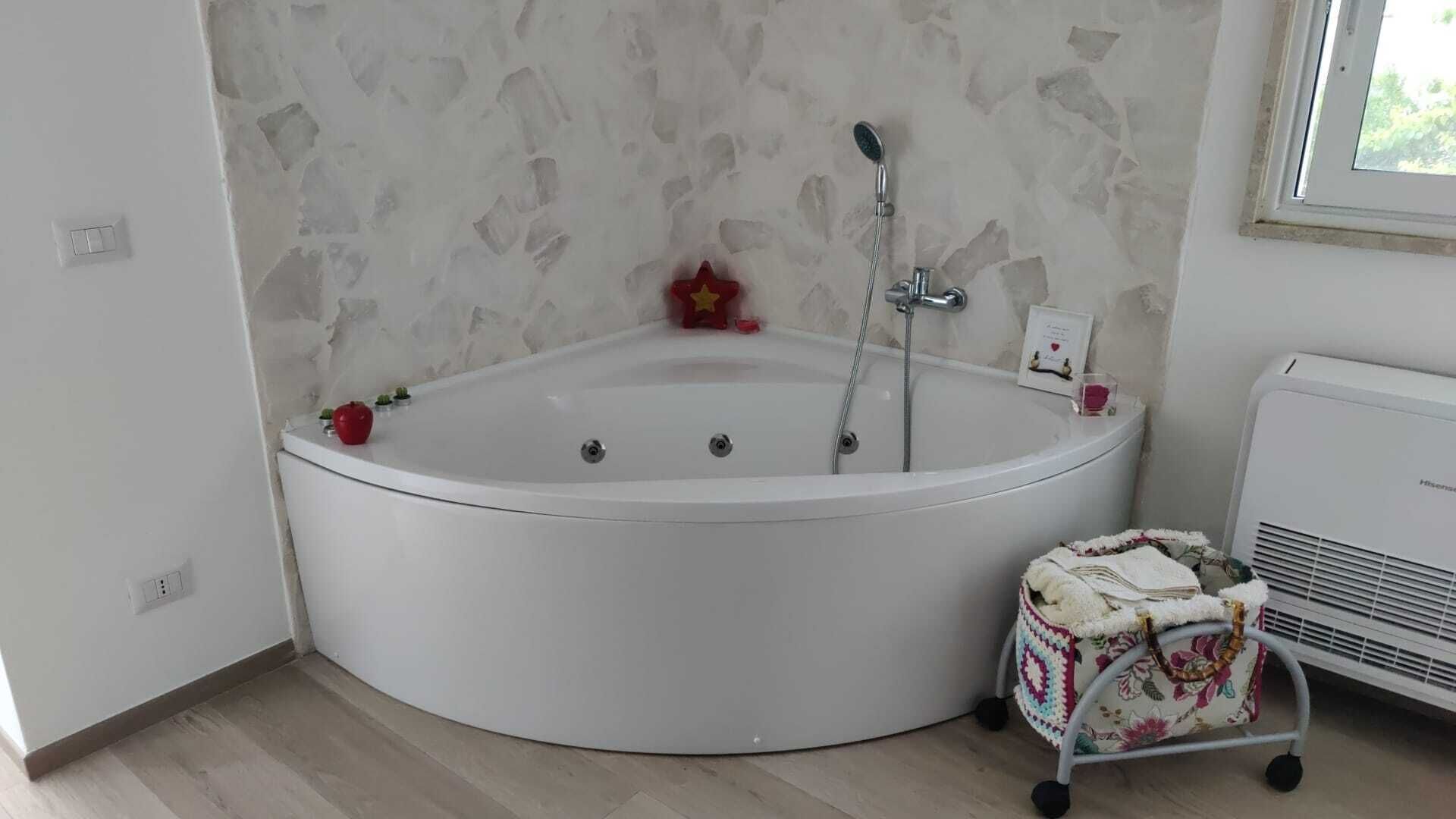 Whirlpool, Haartrockner, Bidet, Handtücher