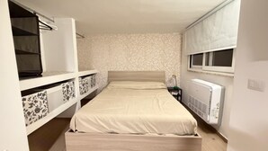 1 多间卧室、熨斗/熨衣板、WiFi、床单