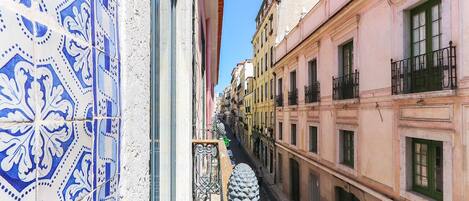 Family Apartment | Balcony
