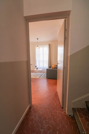 Interior - Modern & Comfortable One-Bedroom Apartment with Balcony (Manosque)