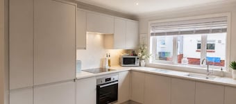 Family & Contractor Stay - Parking - Nr Edinburgh