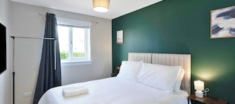 Family & Contractor Stay - Parking - Nr Edinburgh