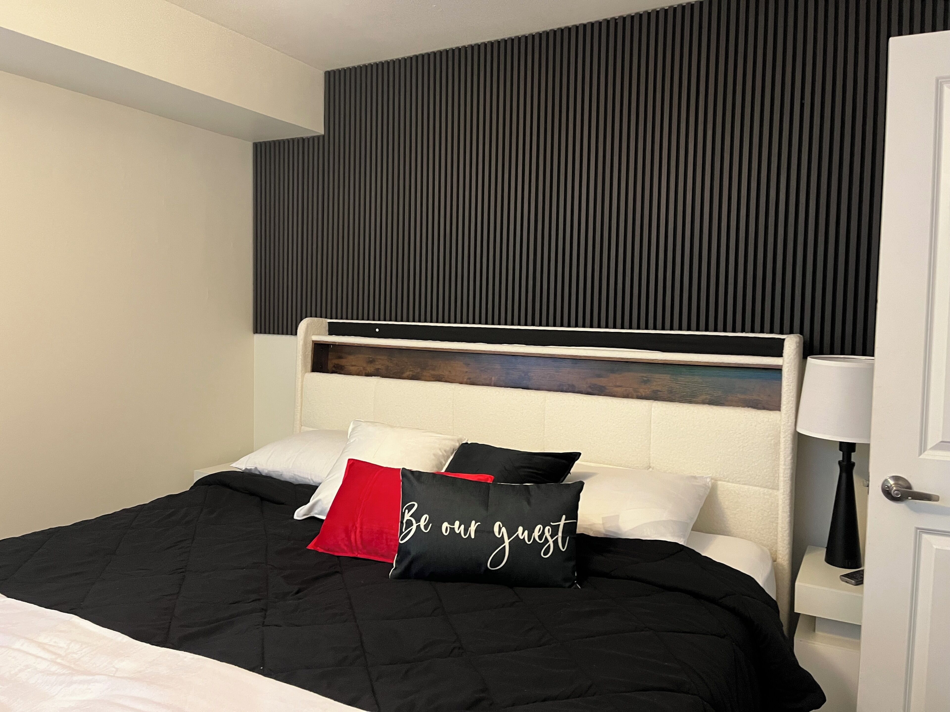 2 bedrooms, iron/ironing board, WiFi (free), bed sheets