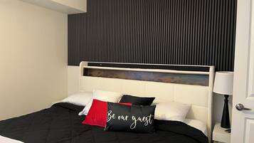 2 bedrooms, iron/ironing board, WiFi (free), bed sheets