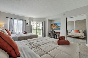 1 bedroom, free WiFi, bed sheets, wheelchair access - Orlando Studio Near Universal with Pools ,Balcony Resort Ameneties (Orlando)