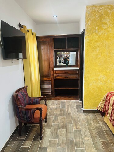 A Nice and Quiet Apartment with a 360-Degree View of the Volcanoes in Ciudad Vieja