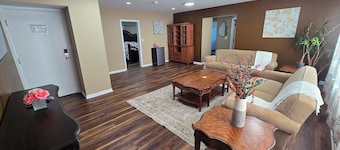 Serene 3-bedroom apartment on the corner of Wauwatosa and Brookfield.