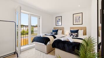 4 bedrooms, desk, iron/ironing board, free WiFi