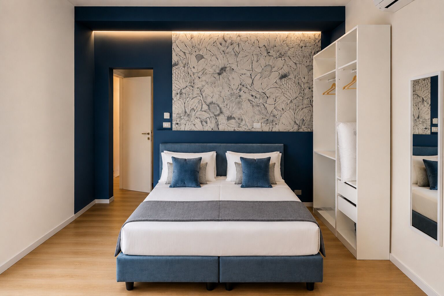 Deluxe Double or Twin Room | Desk, free WiFi
