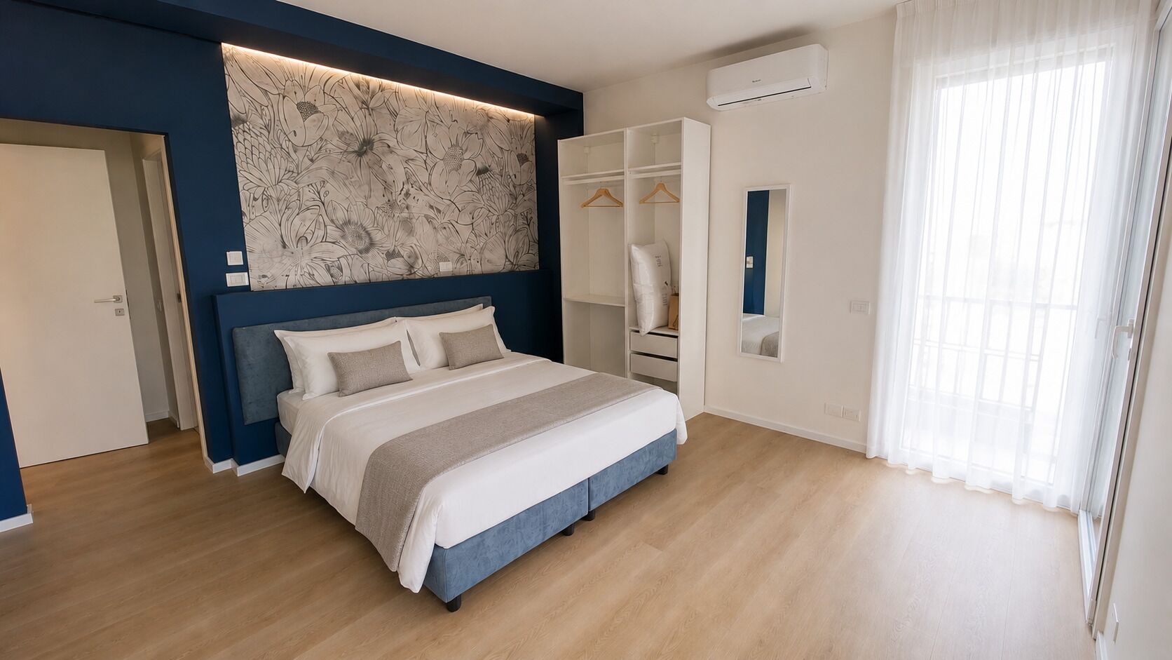 Deluxe Double or Twin Room | Desk, free WiFi