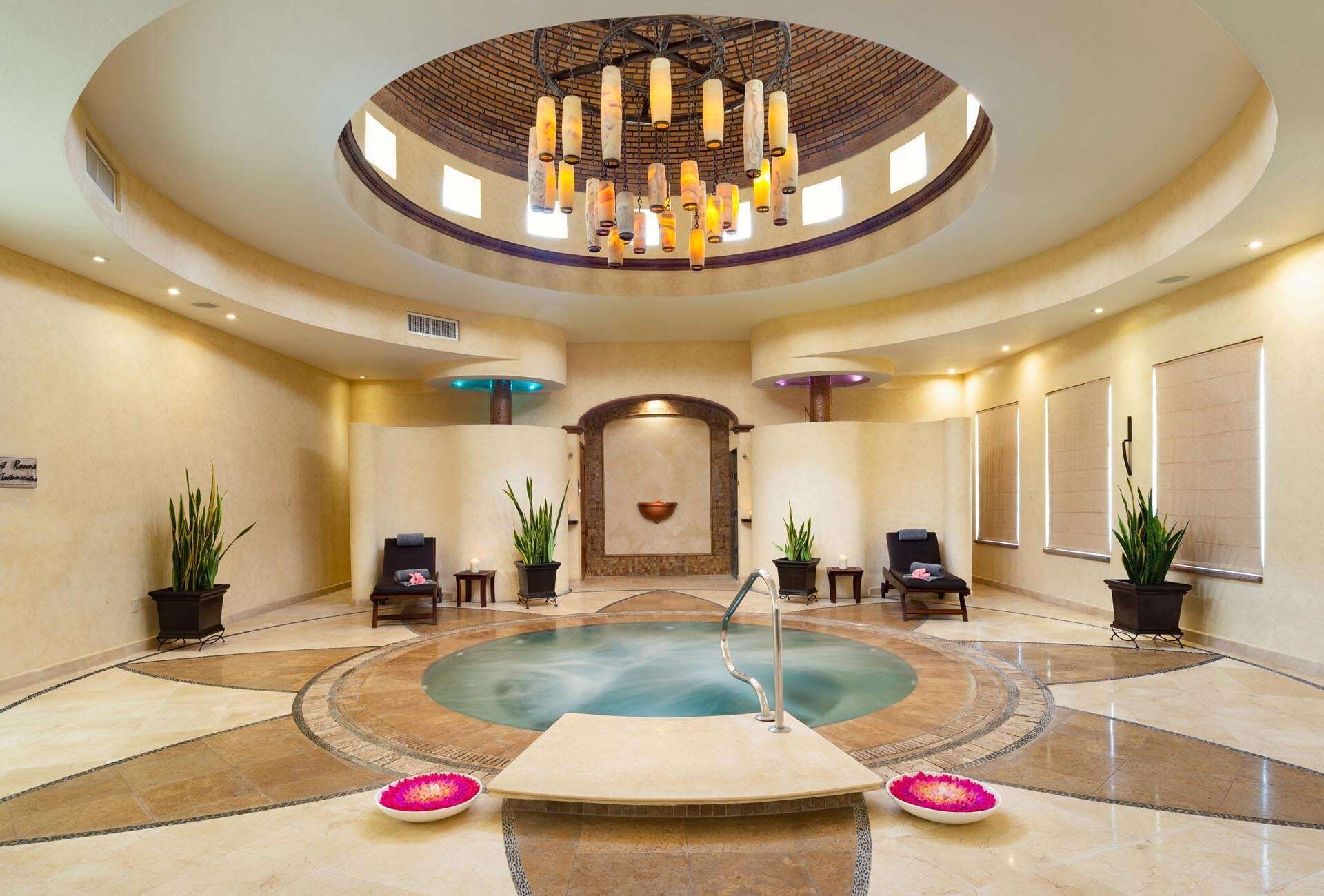Couples treatment room(s), sauna, hot tub, steam room, body treatments