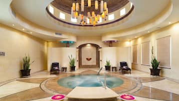 Couples treatment room(s), sauna, hot tub, steam room, body treatments