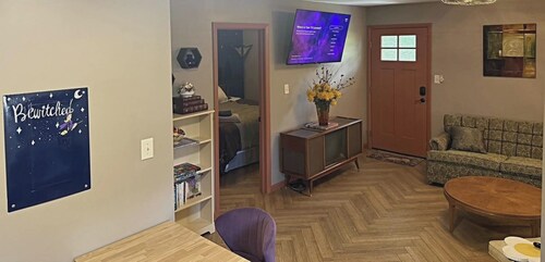 Twinkle, twitch and stay awhile/ Bewitched Inspired 2 bedroom apartment