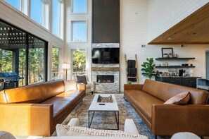 Living area - NEW! Pondside Lux Cabin with Hot Tub, King Suites, Fire Pit & Game Loft (Broken Bow)