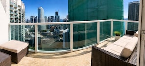 Property grounds - Stylish 2BR Brickell Condo Near River, Dining & MetroMover (Miami)
