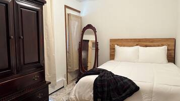 4 bedrooms, WiFi, bed sheets