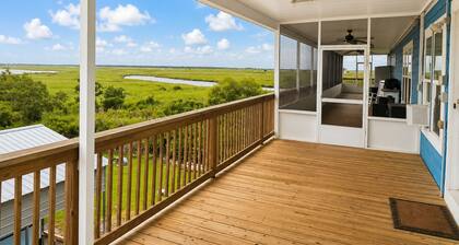 Hopedale Hideaway - Waterfront Fishing Camp