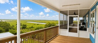 Hopedale Hideaway - Waterfront Fishing Camp