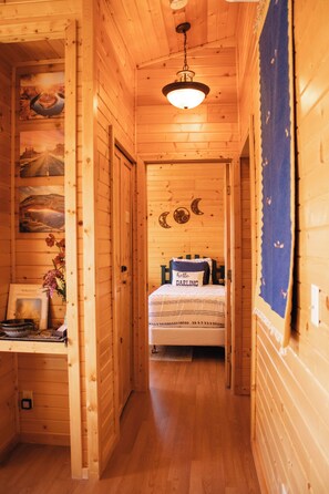 3 bedrooms, desk, free WiFi, bed sheets - Amish Built Cabin near Bryce and Zion Nat'l Parks (Alton)