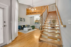 TV - Cozy retreat minutes away from FIFA World Cup (Atlanta)