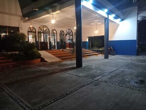 住宿地面