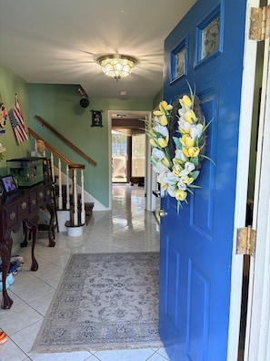 Interior - Cozy home 30 mins from NYC and close to multiple attractions, min 30 day (Wayne)