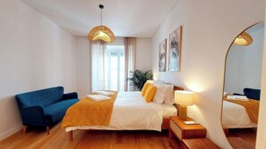 2 slaapkamers, een strijkplank/strijkijzer, gratis wifi, beddengoed