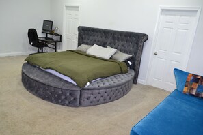 4 bedrooms, iron/ironing board, WiFi, bed sheets - Spacious 4-bedroom house in delightful Richmond (Richmond)