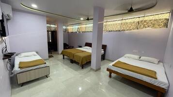 Family Quadruple Room | Wi-fi percuma