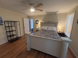 3 bedrooms, free WiFi, bed sheets - Sportsman’s Place minutes from Venice Marina (Buras)