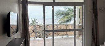 Kaz Mboa Rémire - ocean view - Wi-Fi - air conditioning - parking