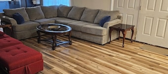 Southern Comfort, Peaceful 3-bedroom country house with AC in charming Alamo
