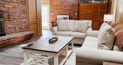 Biggest Group Stay Near Cannon AFB 5BR Sleeps 12